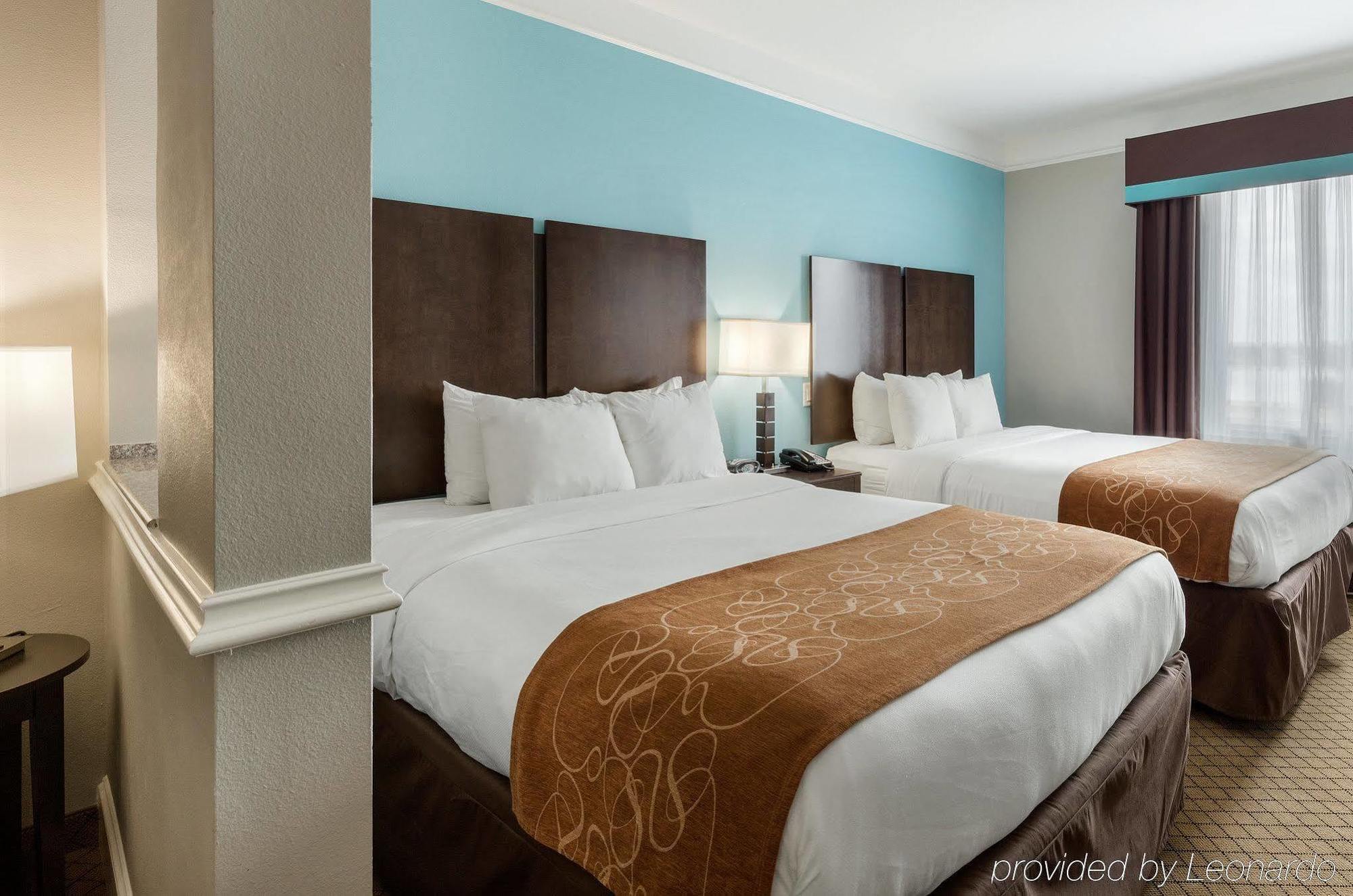 Hotel Comfort At Mills 4*