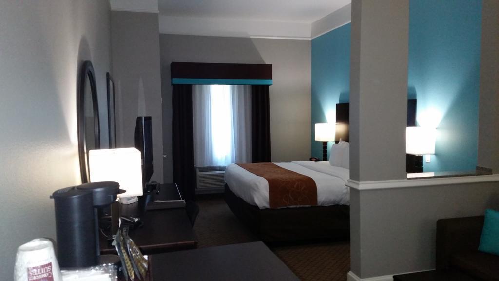 Comfort At Mills Hotel 4*