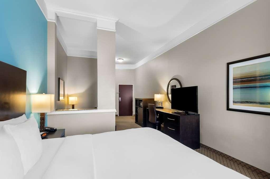 Comfort At Mills Hotel 4*