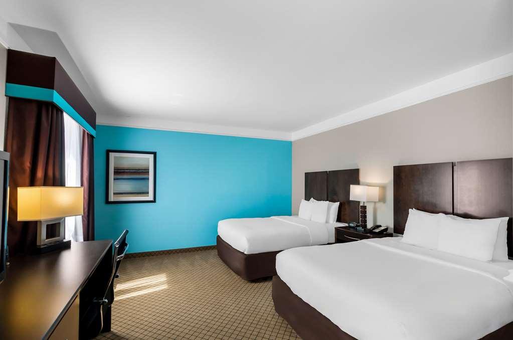 Hotel Comfort At Mills Katy